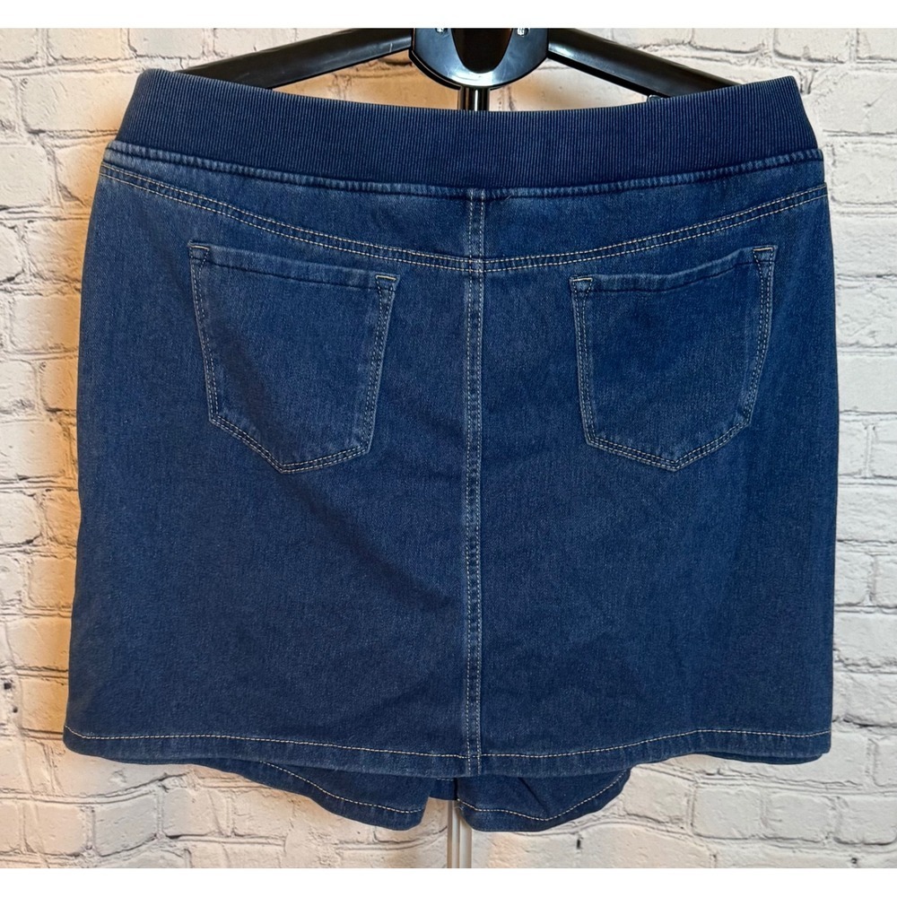 Gloria Vanderbilt Womens Blue Denim Pull On Skort Size 16 - Picture 2 of 5